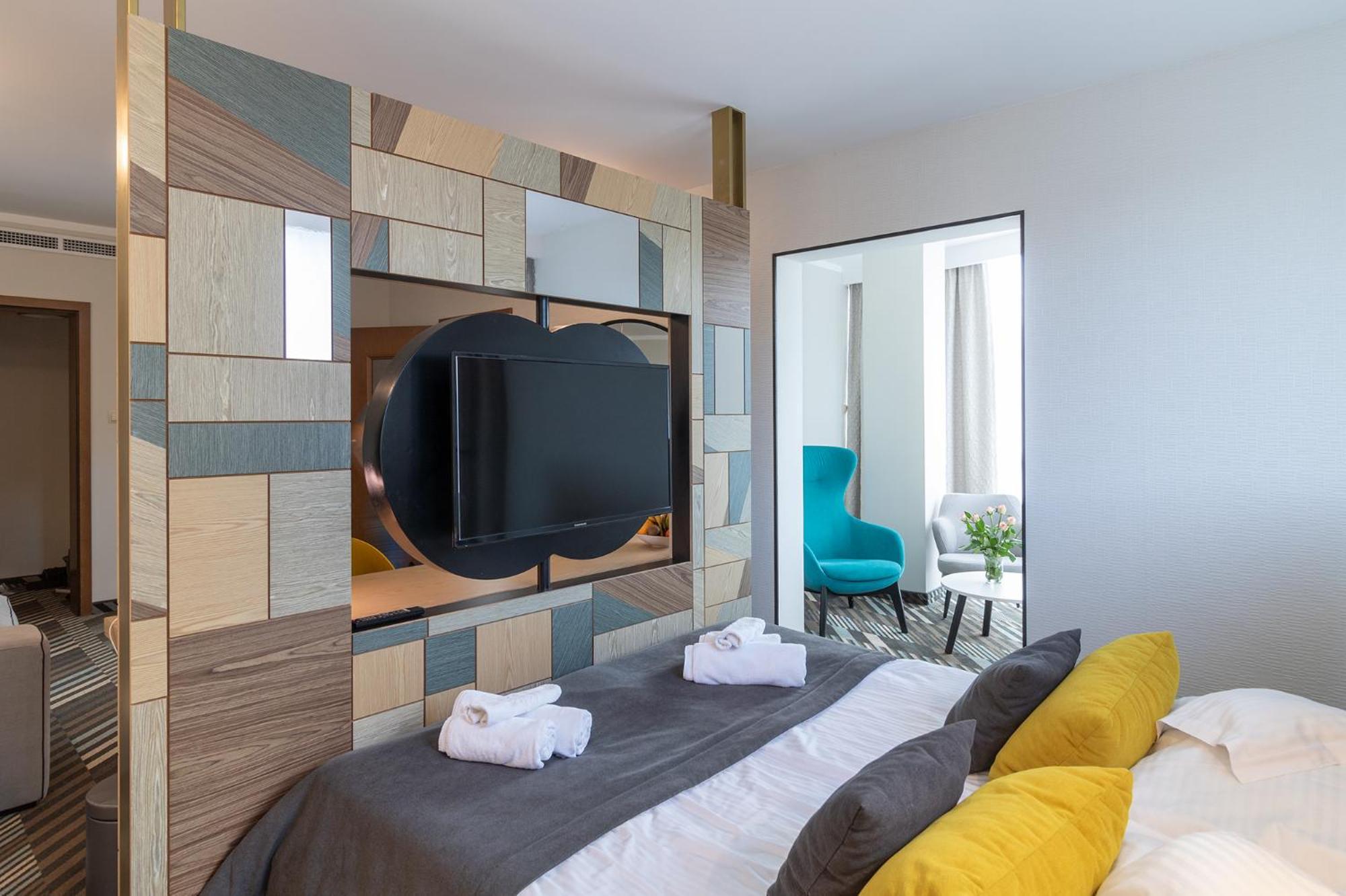 Sandra & Aquapark Resort 3*